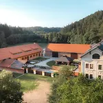 Hotel Mlyn Davidkov Hryzely